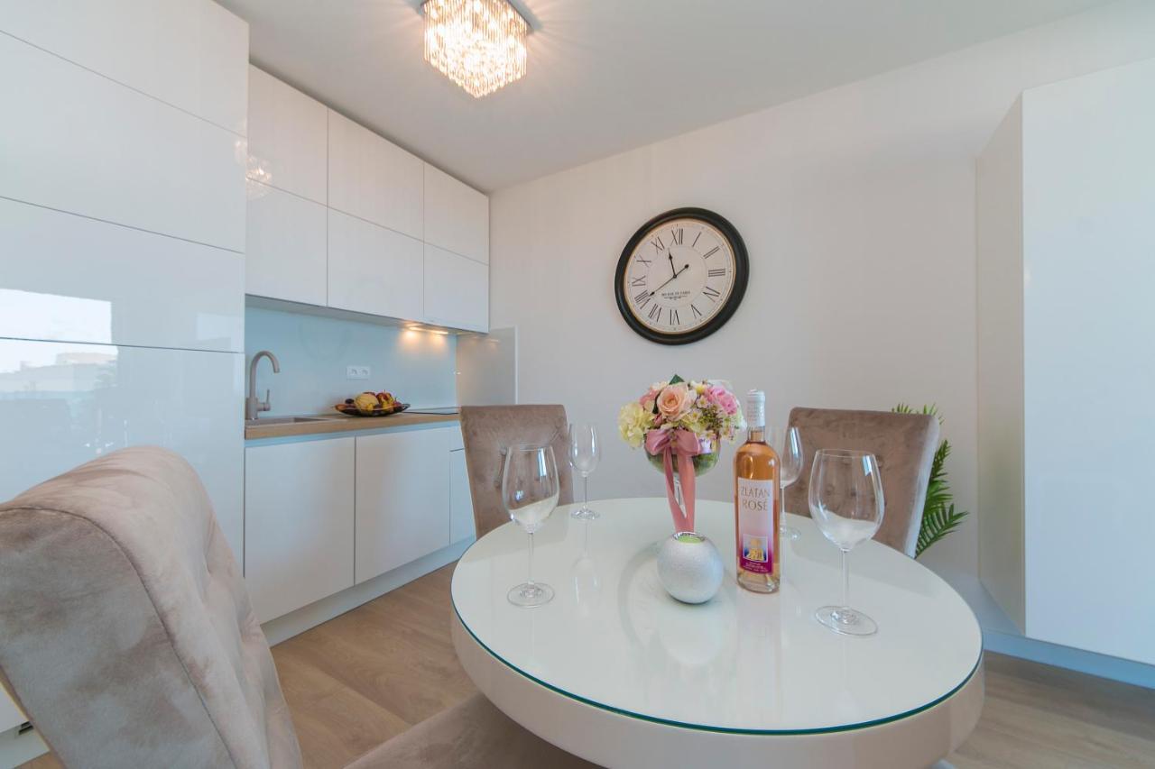 Apartman Sunshine Makarska Bagian luar foto