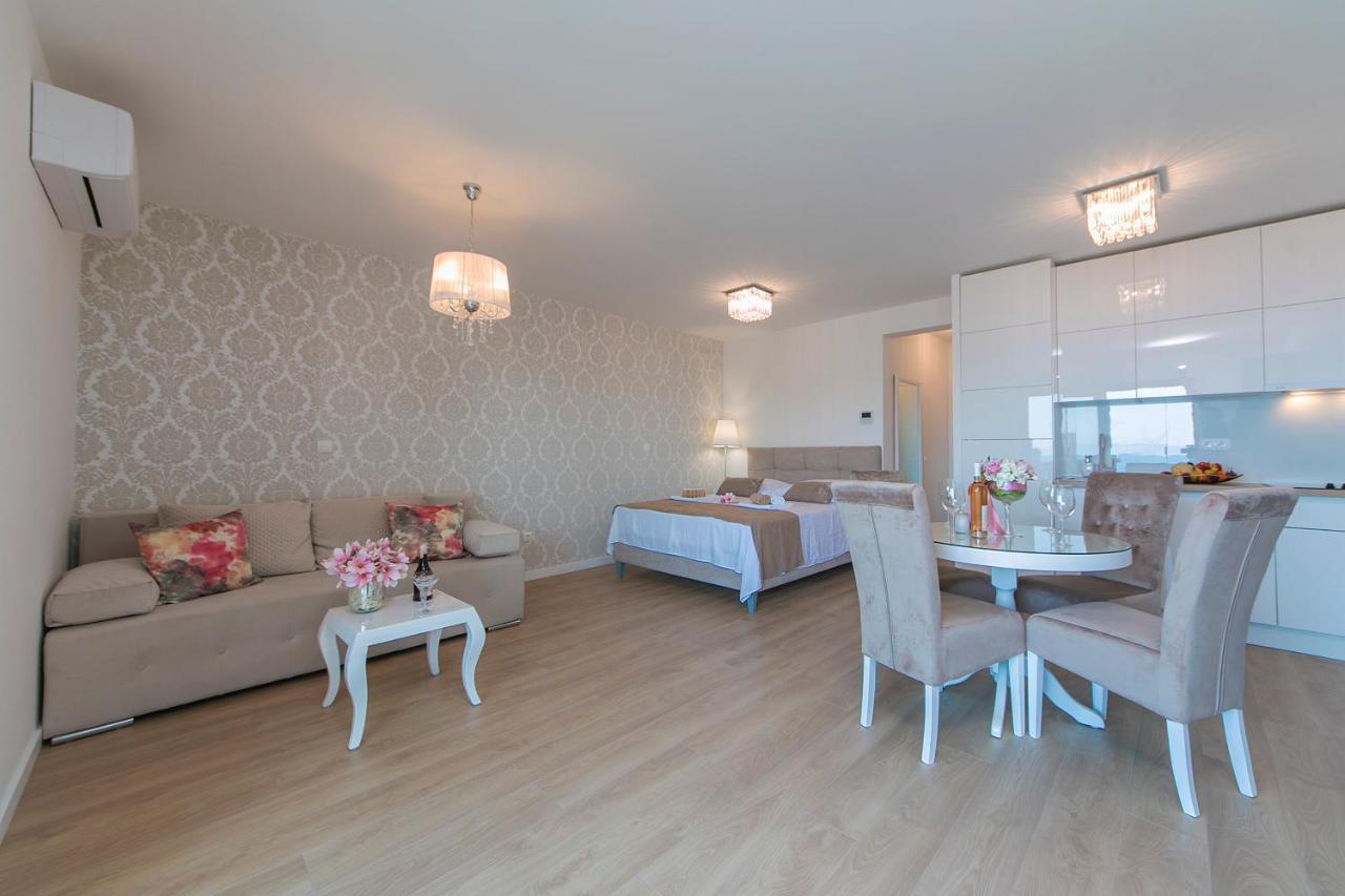 Apartman Sunshine Makarska Bagian luar foto