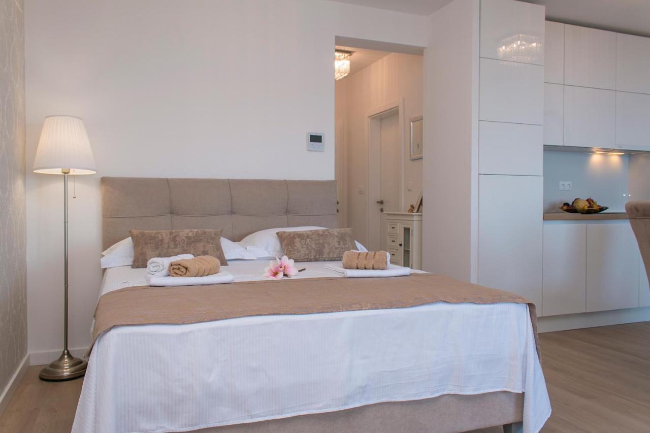 Apartman Sunshine Makarska Bagian luar foto